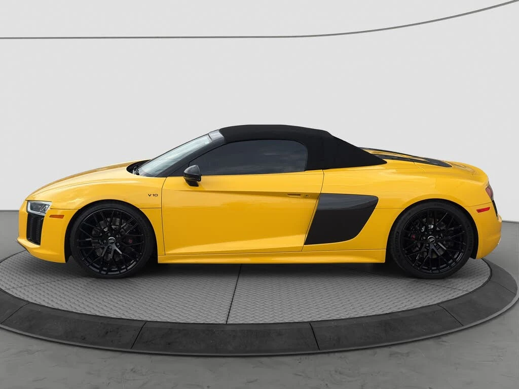 Audi R8 * Quattro* V10* Spyder* Автокредит(Цена до БГ) - изображение 3