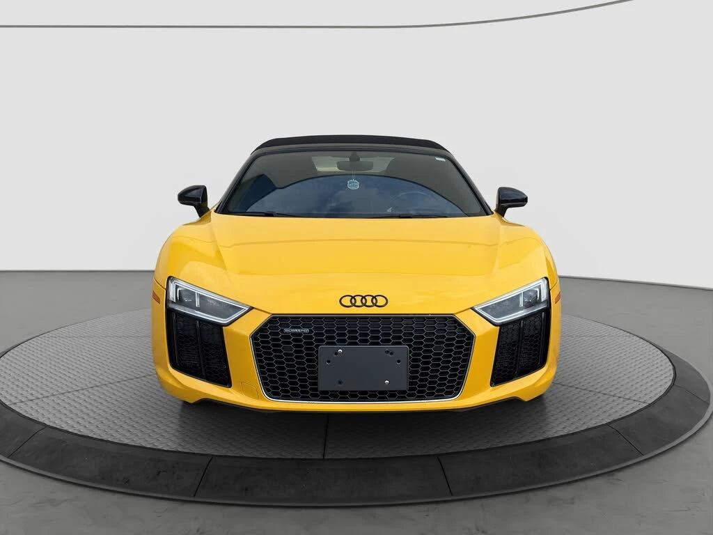 Audi R8 * Quattro* V10* Spyder* Автокредит(Цена до БГ) - изображение 2