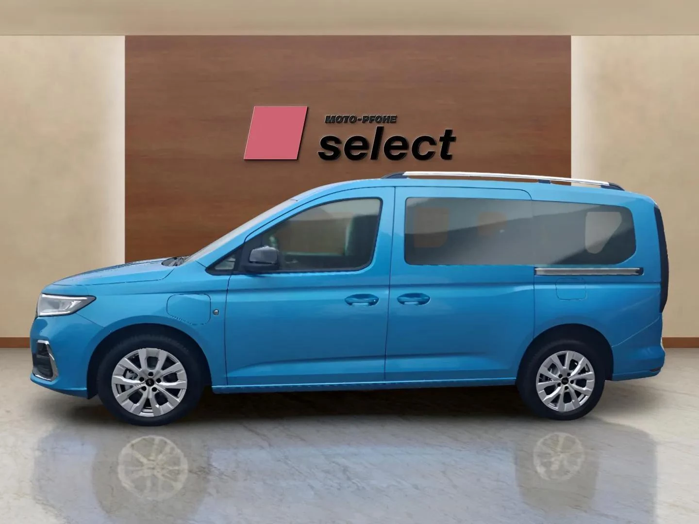 Ford Tourneo Connect 1.5 PHEV - изображение 4