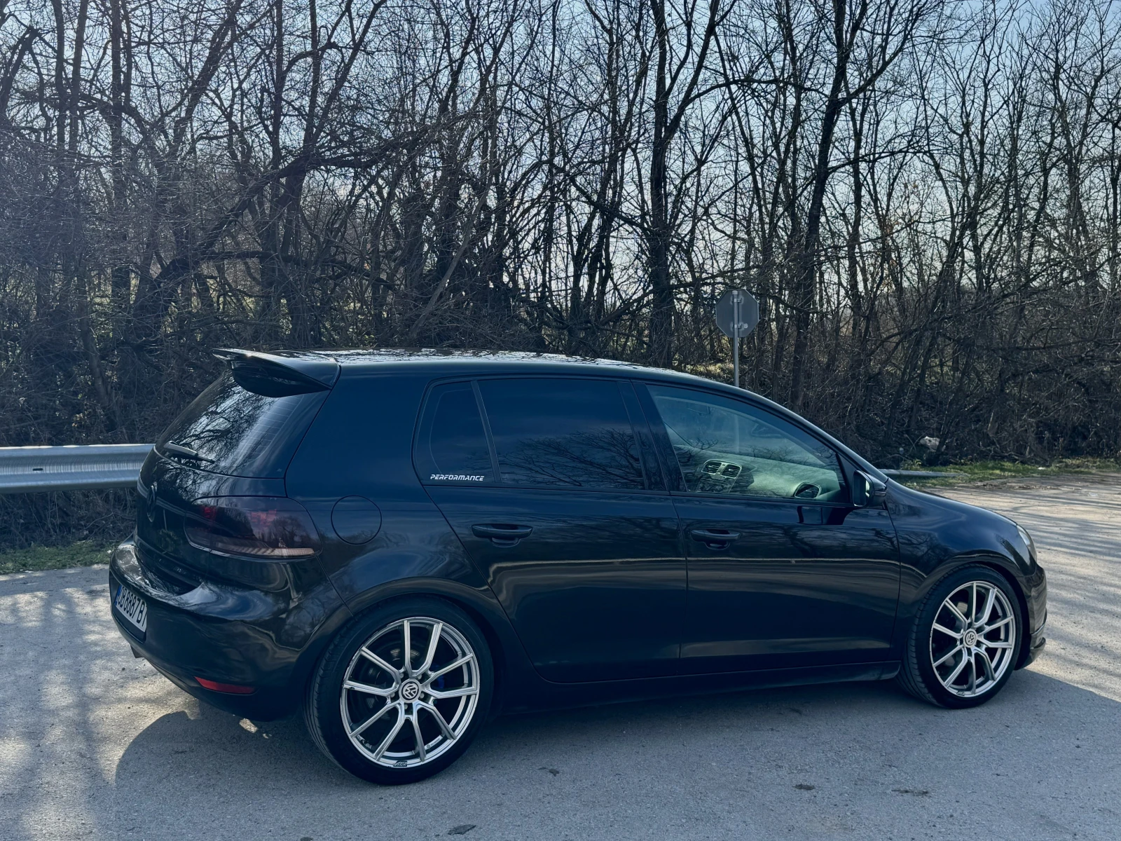 VW Golf 6 2.0TDI 140 Регистриран с каско! HIGHLINE , снимка 7 - Автомобили и джипове - 53726502