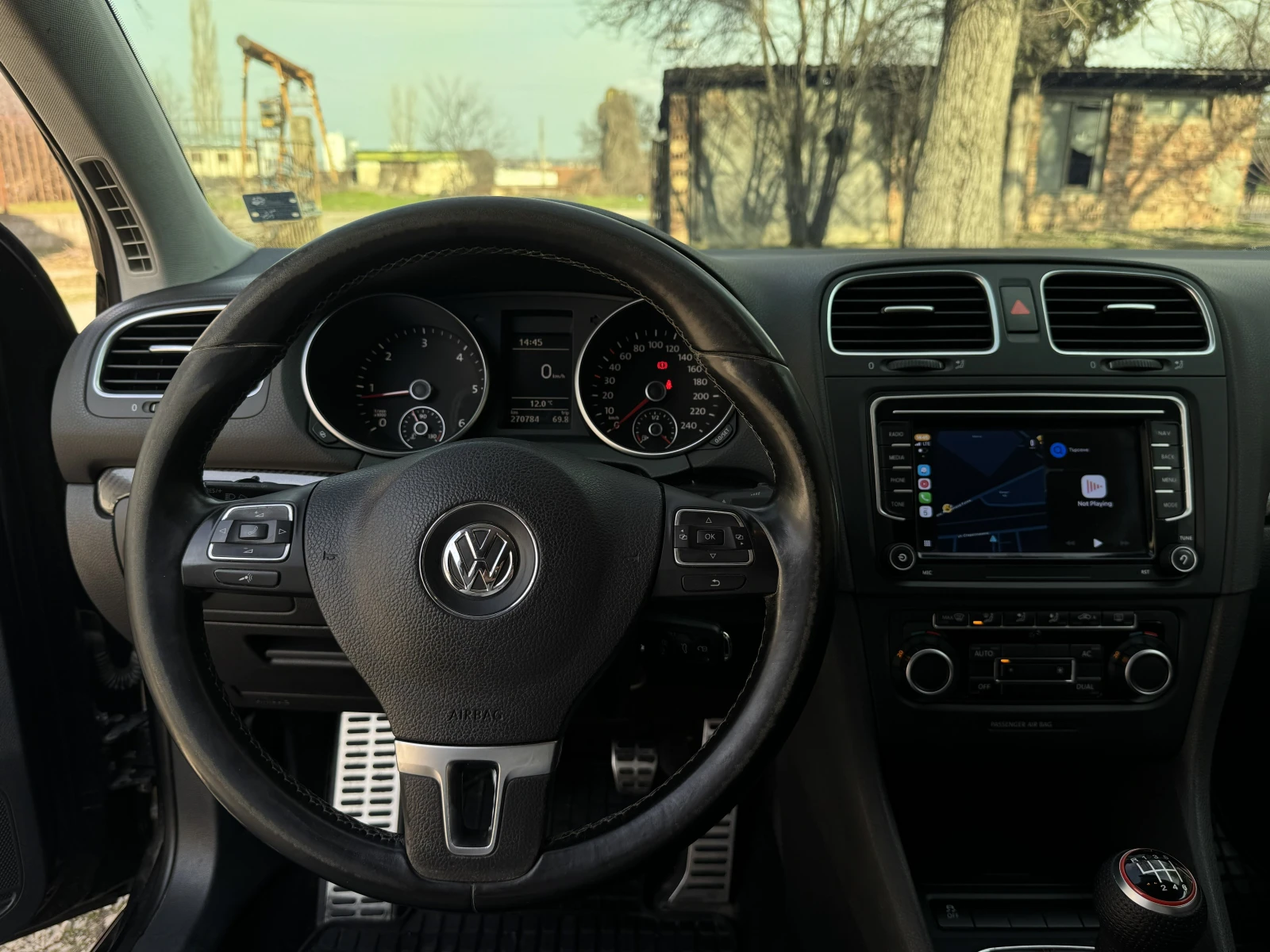 VW Golf 6 2.0TDI 140 Регистриран с каско! HIGHLINE , снимка 15 - Автомобили и джипове - 53726502