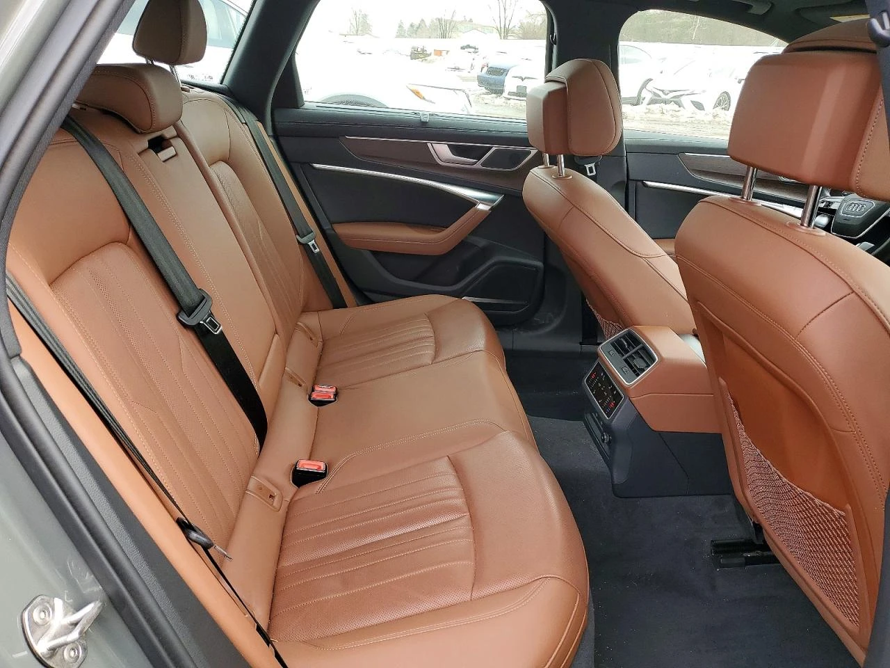 Audi A6 ALLROAD PREMIUM PLUS| DISTRONIC| B&O| 360| ОБДУХВА, снимка 10 - Автомобили и джипове - 54085264