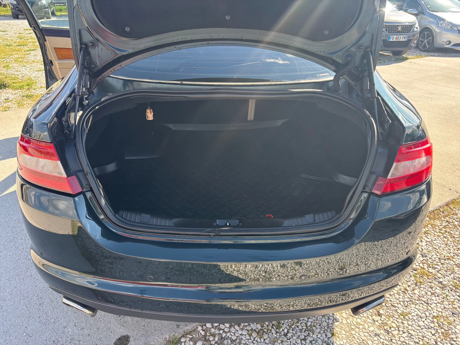 Jaguar Xf, снимка 10 - Автомобили и джипове - 54220924