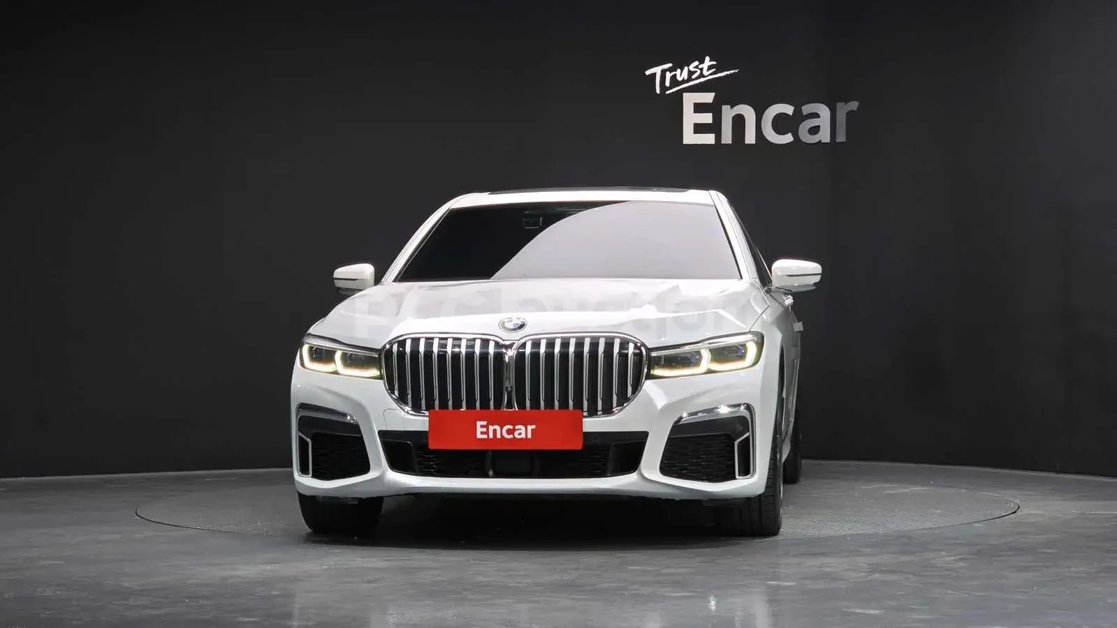 BMW 740 ЛАЗЕРИ/360/DIS/ОБДУХВАНЕ/МАСАЖИ