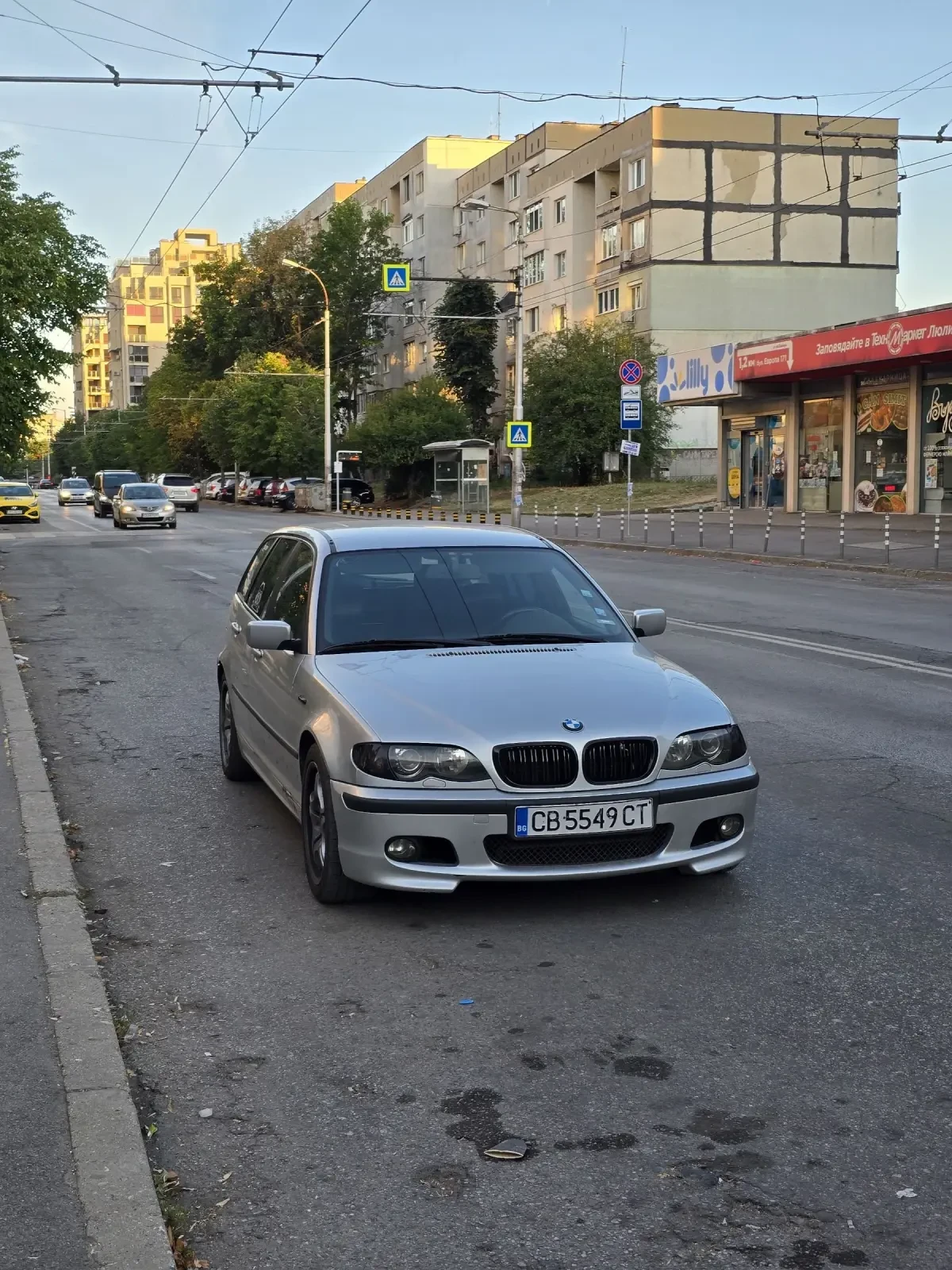 BMW 320, снимка 2 - Автомобили и джипове - 54381166