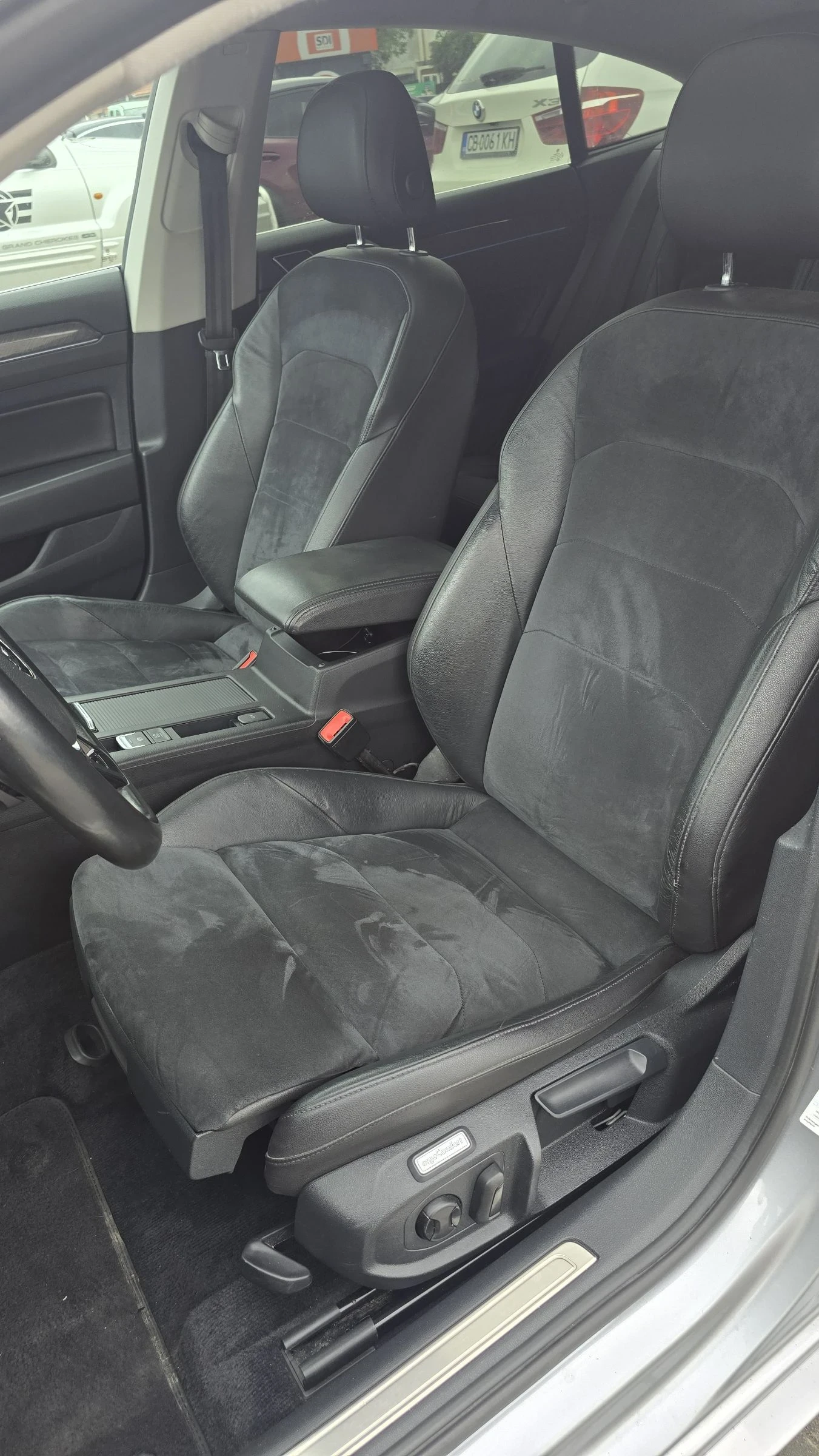 VW Arteon 2.0 TDI BiTurbo 4motion, снимка 9 - Автомобили и джипове - 54613419
