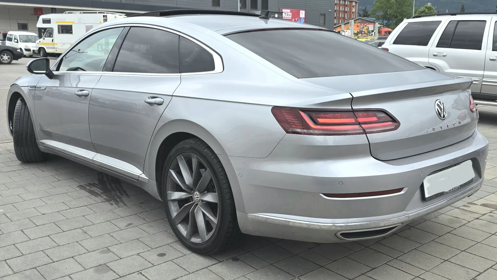 VW Arteon 2.0 TDI BiTurbo 4motion, снимка 7 - Автомобили и джипове - 54613419