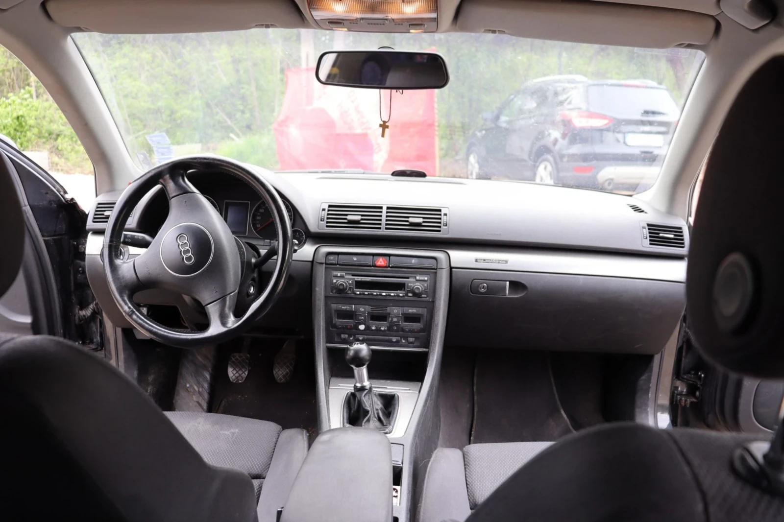 Audi A4 1.8Т, снимка 8 - Автомобили и джипове - 54680113
