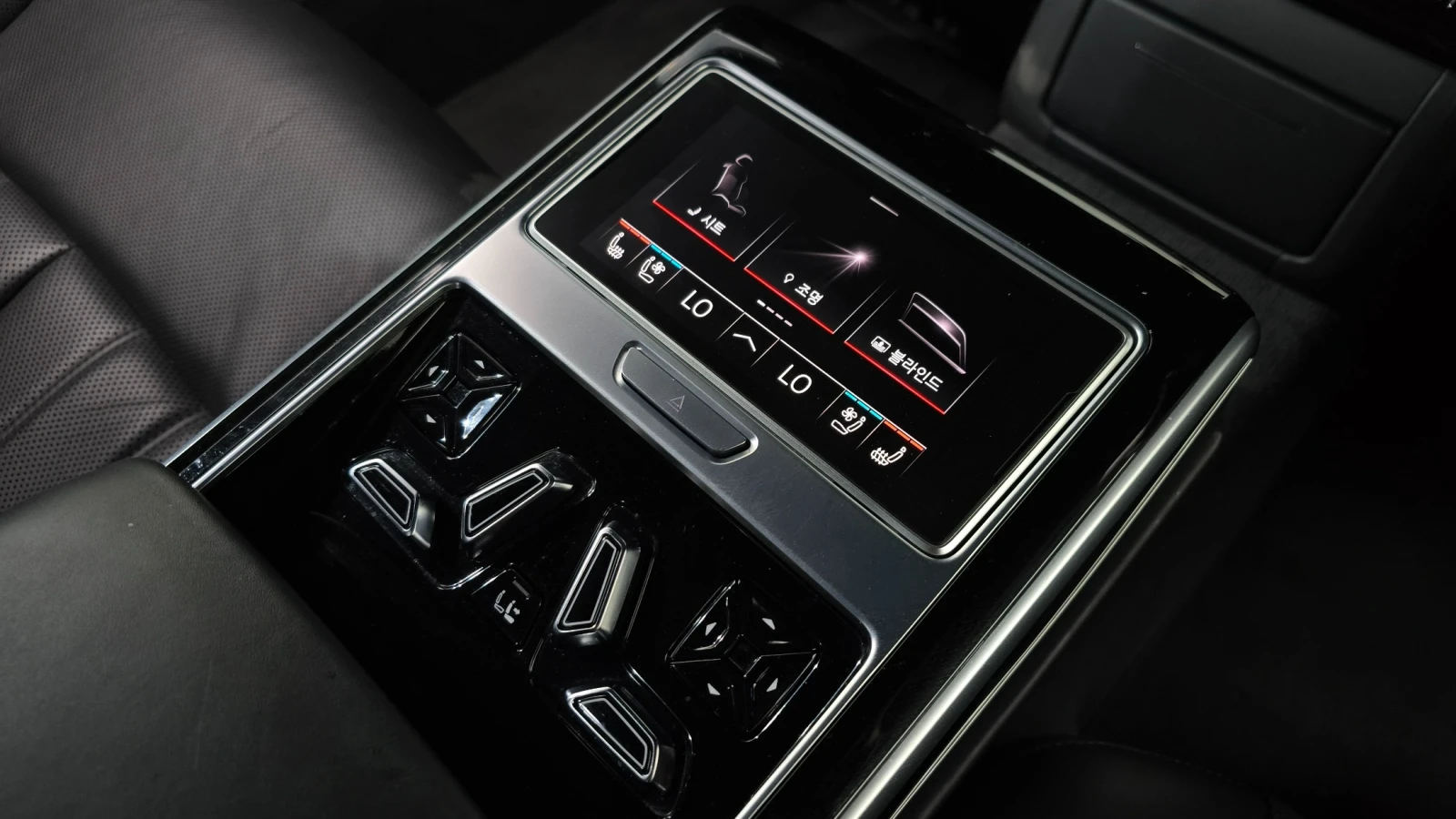 Audi A8 55 TFSI Quattro, снимка 14 - Автомобили и джипове - 54720551