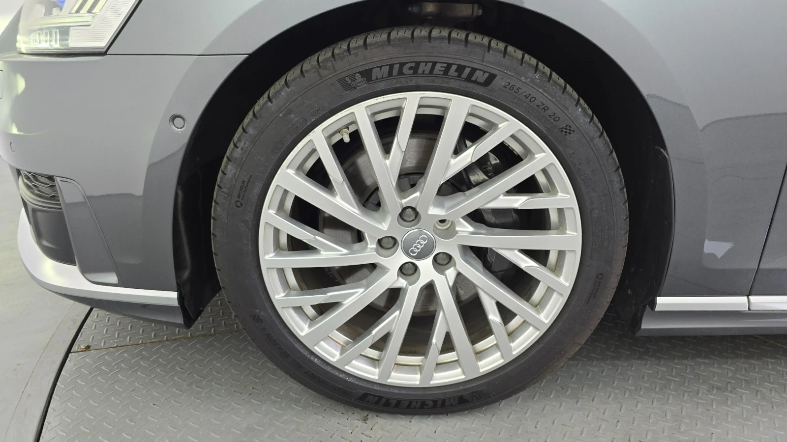 Audi A8 55 TFSI Quattro, снимка 16 - Автомобили и джипове - 54720551
