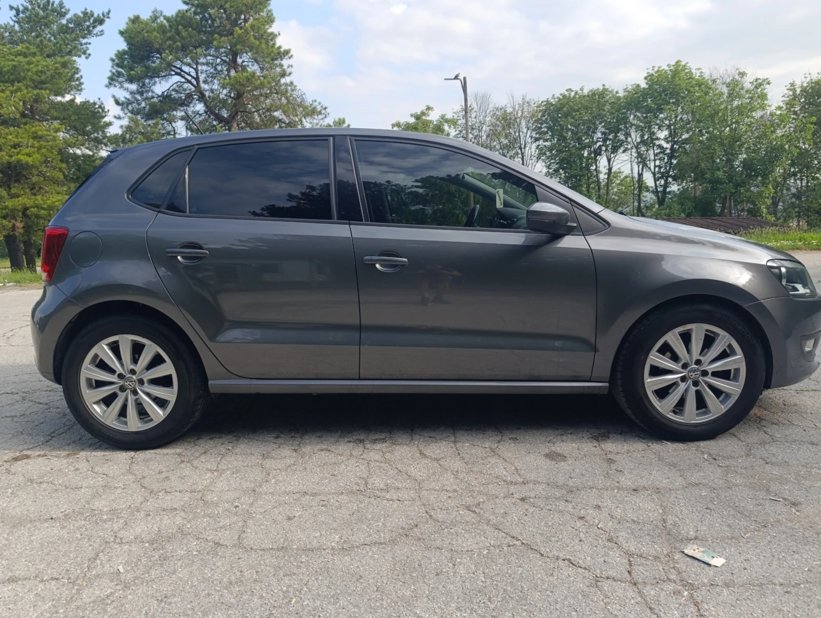 VW Polo 1.6 TDI , снимка 7 - Автомобили и джипове - 54994201