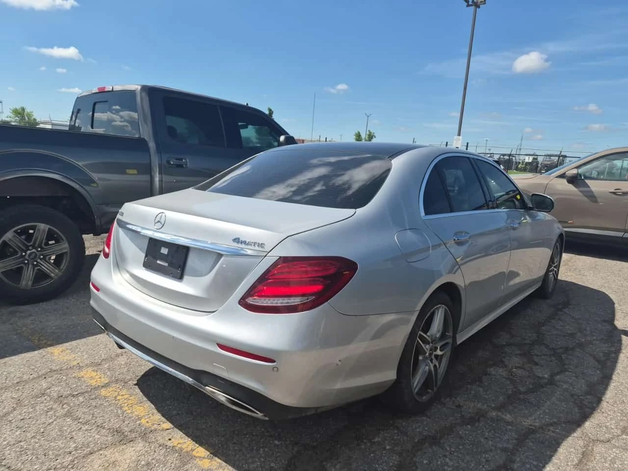Mercedes-Benz E 300 * CARFAX * ���������� ��� ������������ ������ | Mobile.bg � ����������� 3