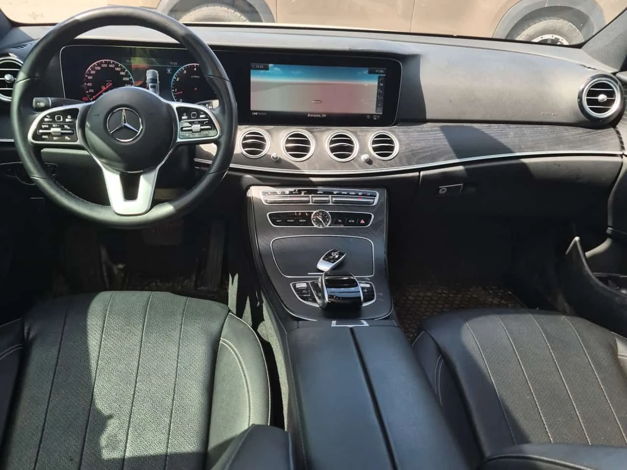 Mercedes-Benz E 300 * CARFAX * ���������� ��� ������������ ������ | Mobile.bg � ����������� 10