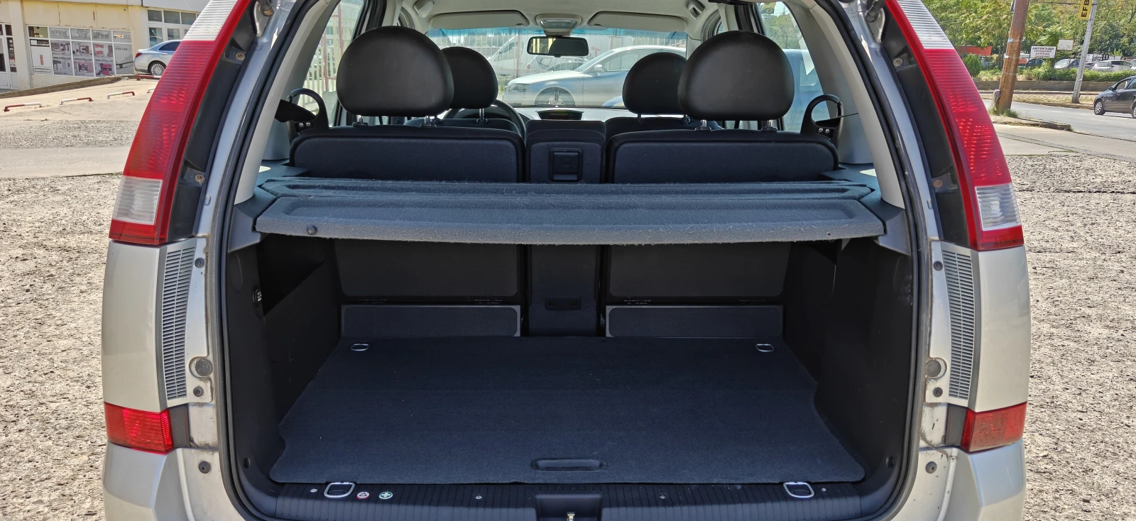 Opel Meriva 1.4i.климатроник, снимка 14 - Автомобили и джипове - 55736783