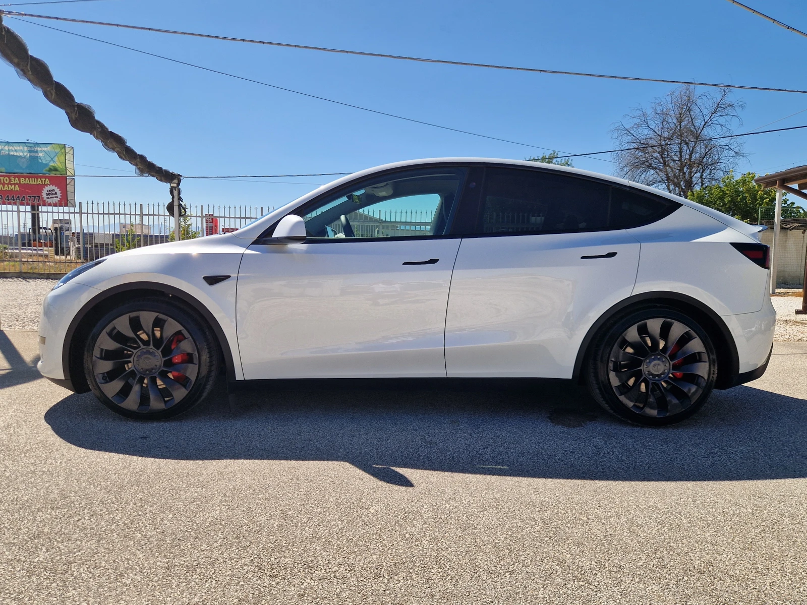Tesla Model Y Dual Motor Performdnse* AWD* EU* Germany* 2025 , снимка 7 - Автомобили и джипове - 55962376