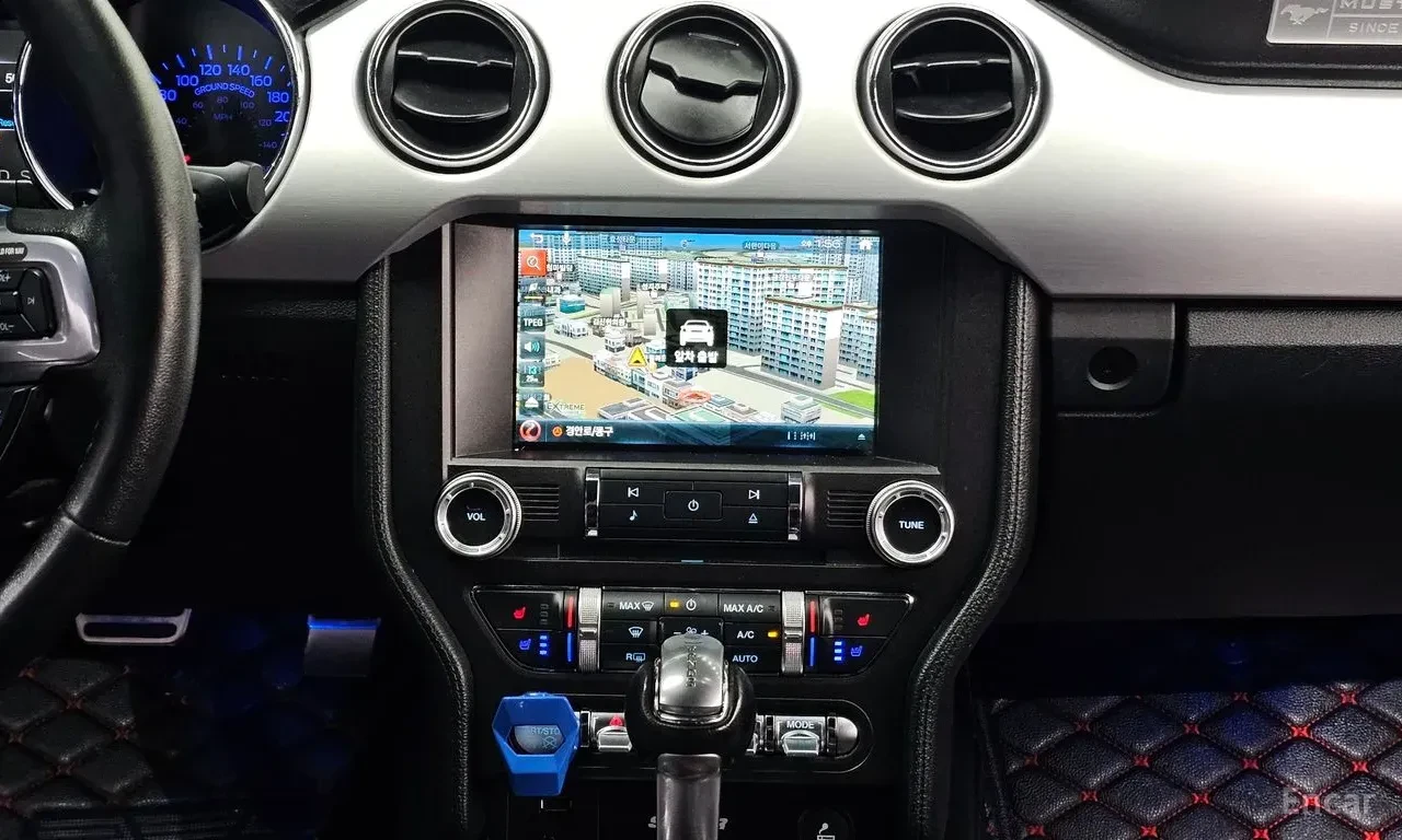 Ford Mustang 5.0* GT* ОБДУХВАНЕ* ДИСТРОНИК* КАМЕРА* КЕЙЛЕС* , снимка 9 - Автомобили и джипове - 55964025