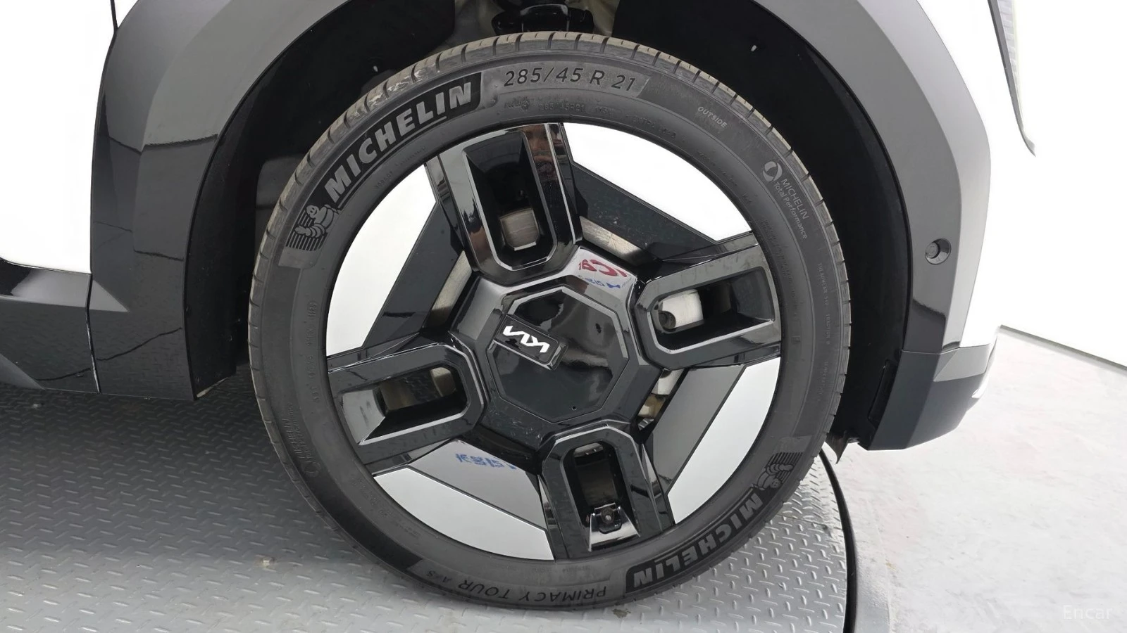 Kia EV9 LONG RANGE AWD EARTH, снимка 5 - Автомобили и джипове - 56113808