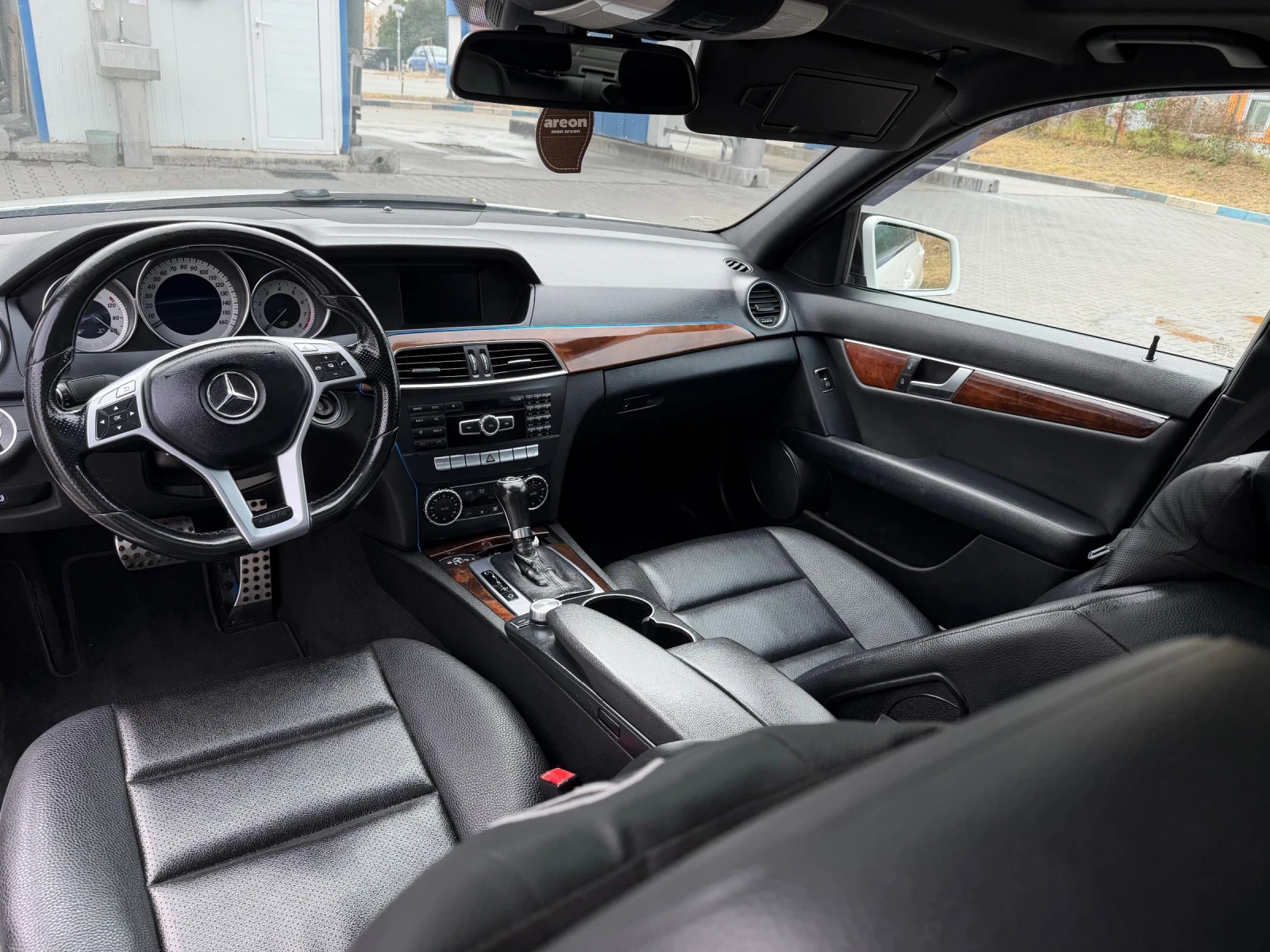 Mercedes-Benz C 350 FACELIFT AMG 4MATIC �������� | Mobile.bg � ����������� 11