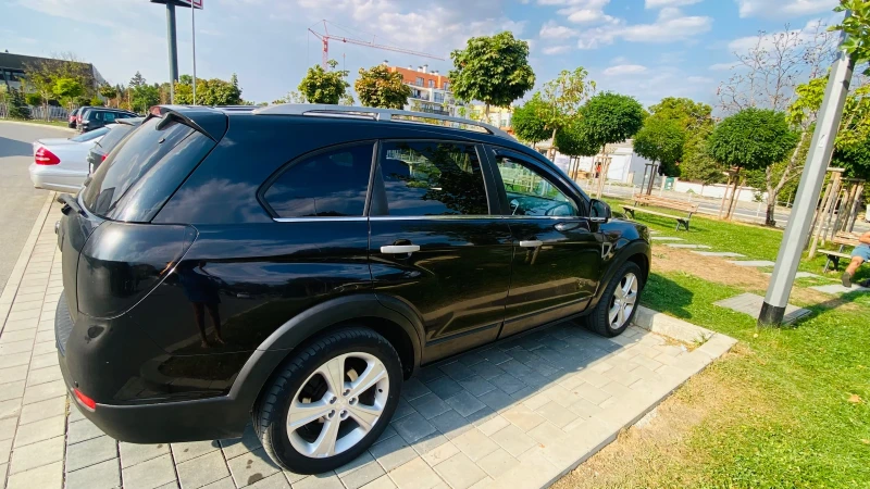 Chevrolet Captiva, снимка 3 - Автомобили и джипове - 47261924