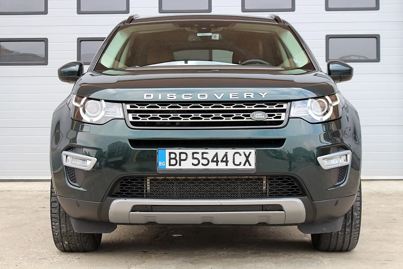 Land Rover Discovery Sport 2.0 HSE Luxury, снимка 2 - Автомобили и джипове - 47710372