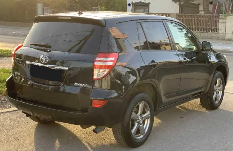 Toyota Rav4 2.2 d4d  150ks, снимка 6 - Автомобили и джипове - 48131700