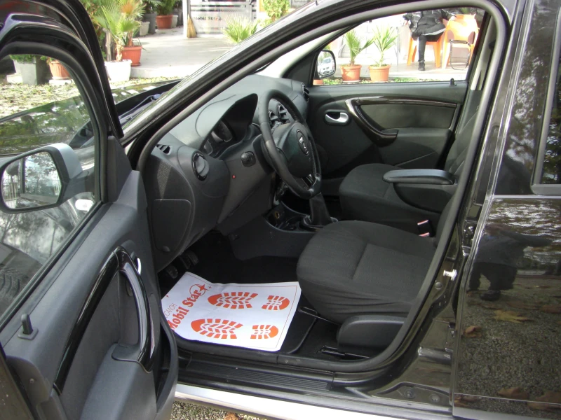Dacia Duster 1.6i GPL, снимка 9 - Автомобили и джипове - 52387428