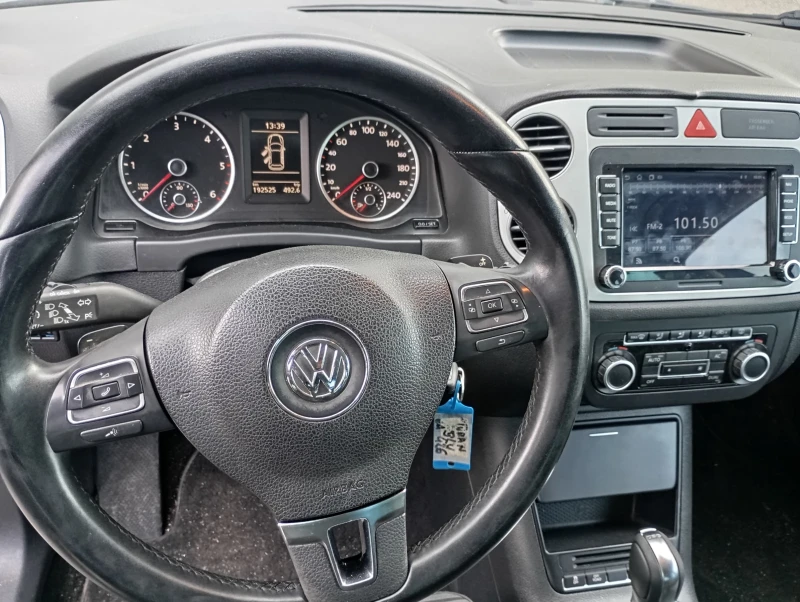 VW Tiguan 2.0 tdi, 4x4, DSG 7, снимка 10 - Автомобили и джипове - 52645590