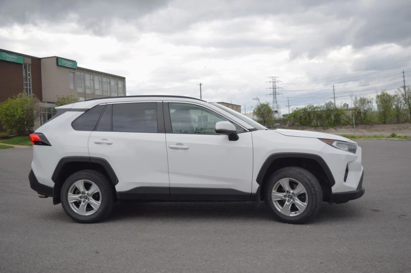 Toyota Rav4 XLE 2.5L , снимка 4 - Автомобили и джипове - 52643654