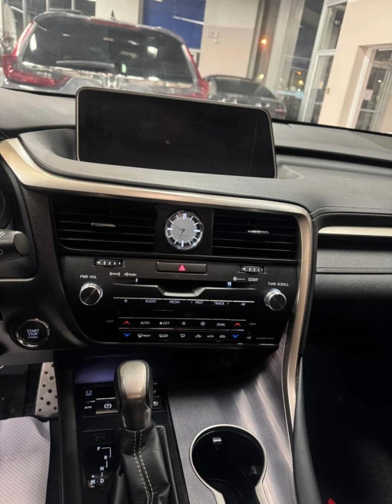 Lexus RX 350 F SPORT * * CARFAX * * АВТО КРЕДИТ * * , снимка 7 - Автомобили и джипове - 52855065