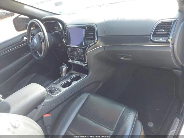 Jeep Grand cherokee HIGH ALTITUDE 4X4 Обдухване Панорама Дистроник - изображение 6