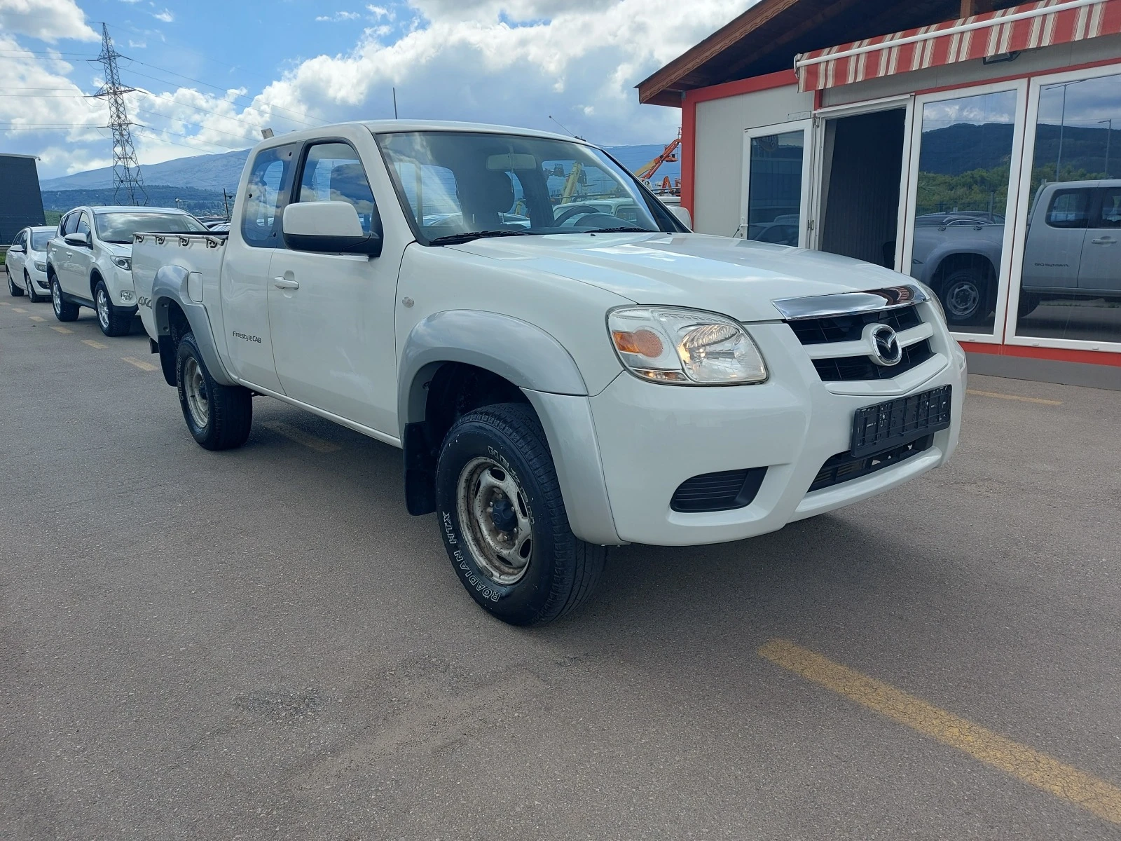 Mazda BT-50 2.5 TDI, 143 к.с., ИТАЛИЯ - изображение 3