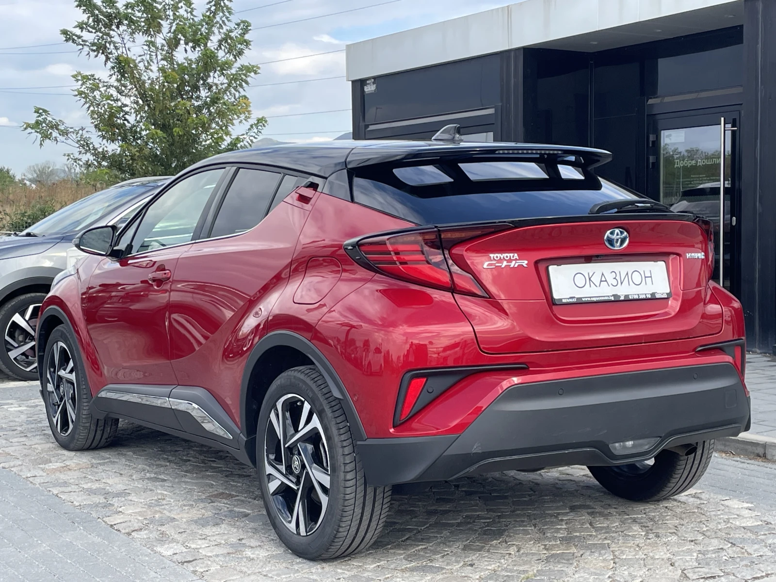 Toyota C-HR 1.8 (122 кс) Hybrid e-CVT - изображение 8