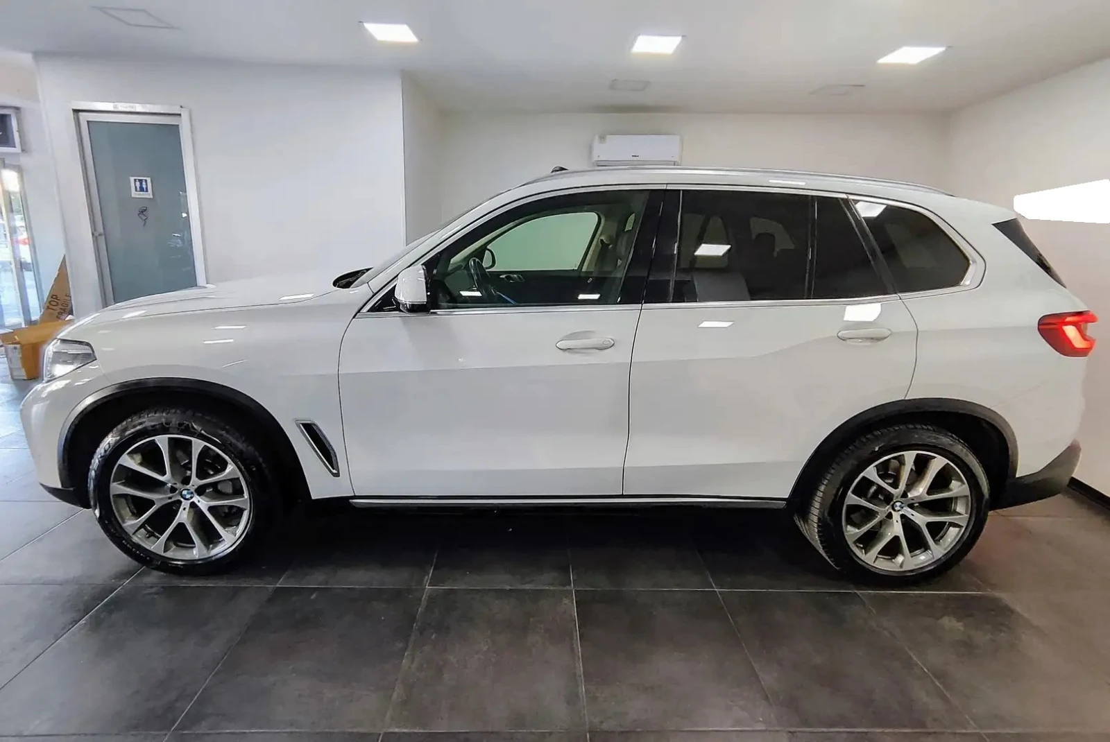 BMW X5 3.0d xDrive M-Pack - изображение 2