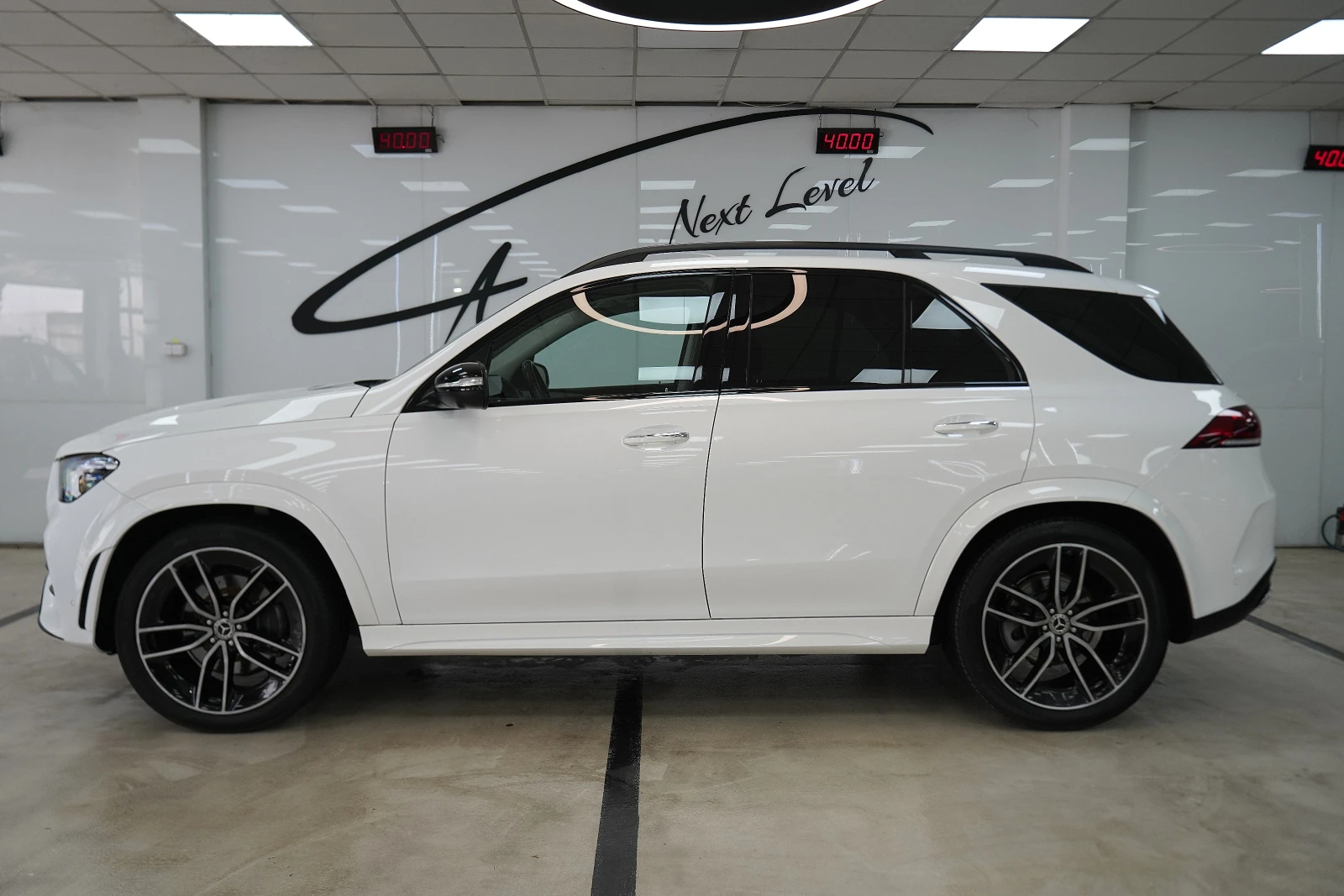 Mercedes-Benz GLE 400 d 4Matic AMG Line Night Package - изображение 4