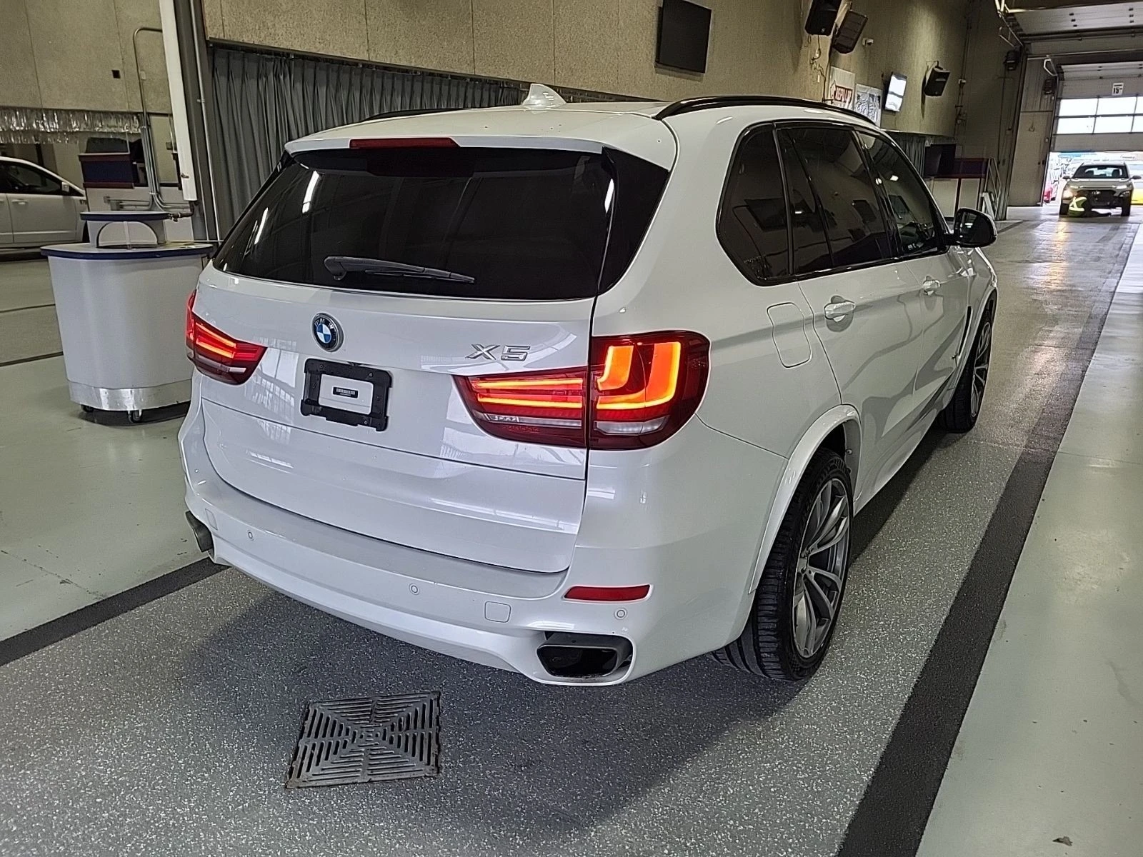 BMW X5 XDRIVE35I CARFAX   | Mobile.bg   4