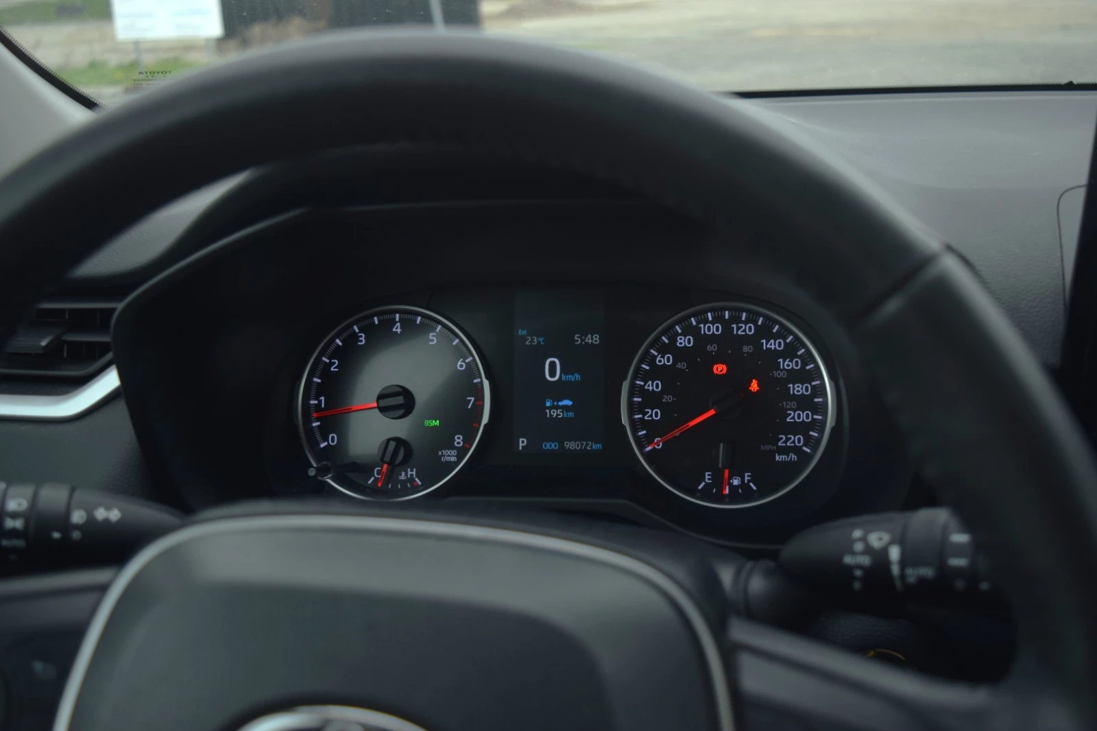 Toyota Rav4 XLE 2.5L  - изображение 9