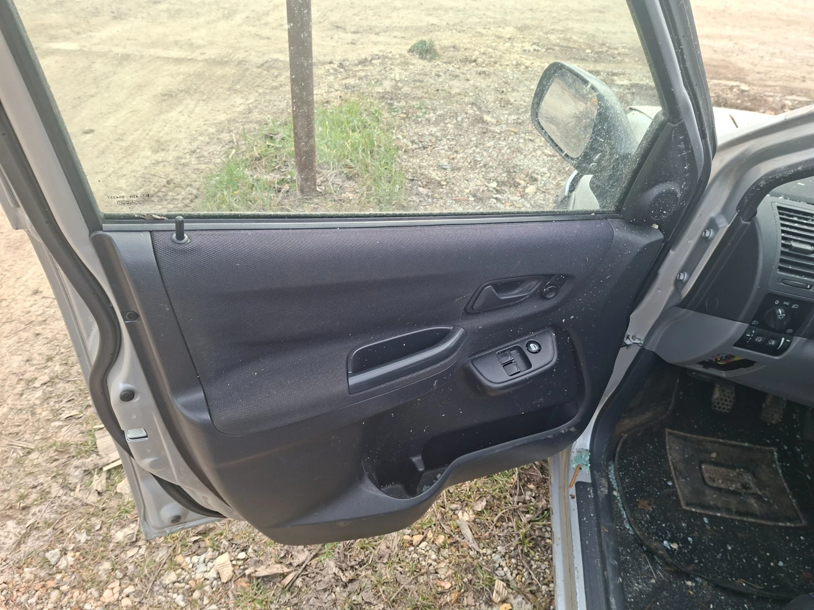 Suzuki Ignis 1.5 4x4 | Mobile.bg � ����������� 3