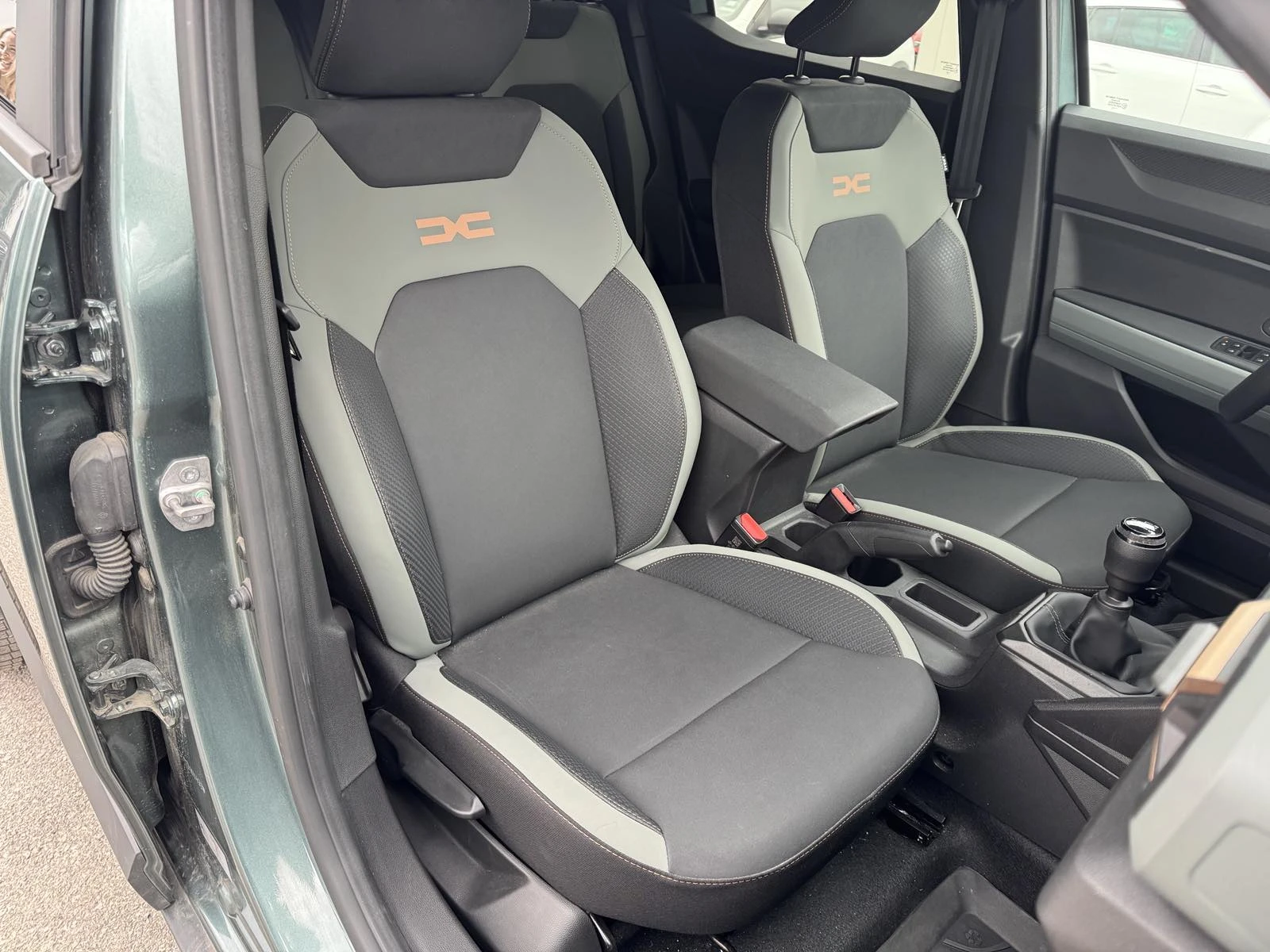 Dacia Duster 1.0TCe 101k.c. LPG Extreme | Mobile.bg � ����������� 9
