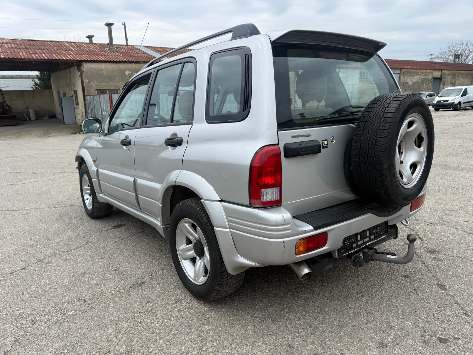 Suzuki Grand vitara 2.5 V6 144, снимка 9 - Автомобили и джипове - 54164457