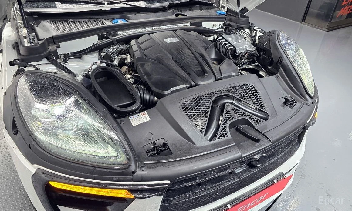 Porsche Macan, снимка 6 - Автомобили и джипове - 54218384