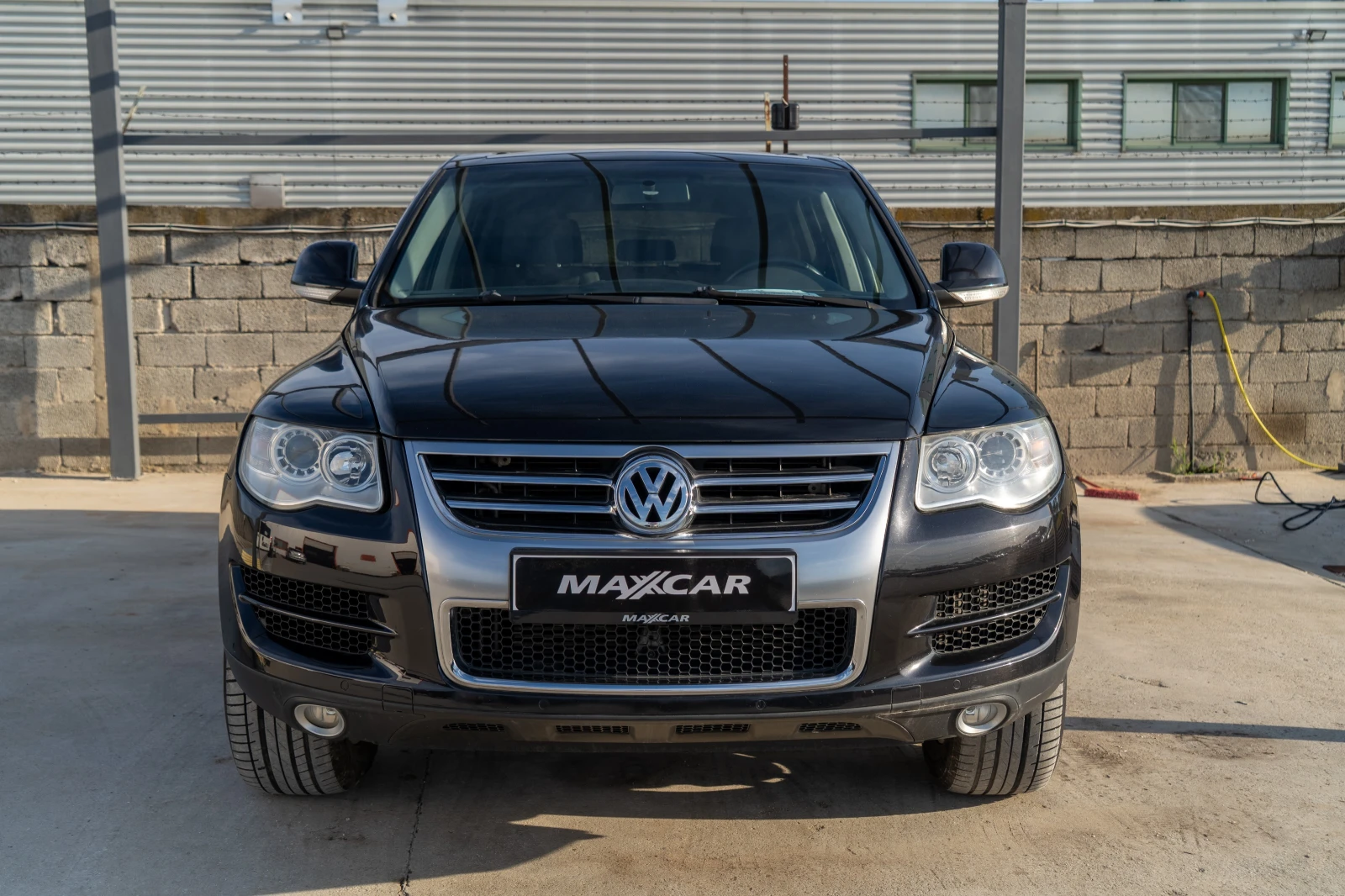 VW Touareg 2.5TDI = АВТОМАТ = ТОП СЪСТОЯНИЕ = 4Х4 = ЛИЗИНГ