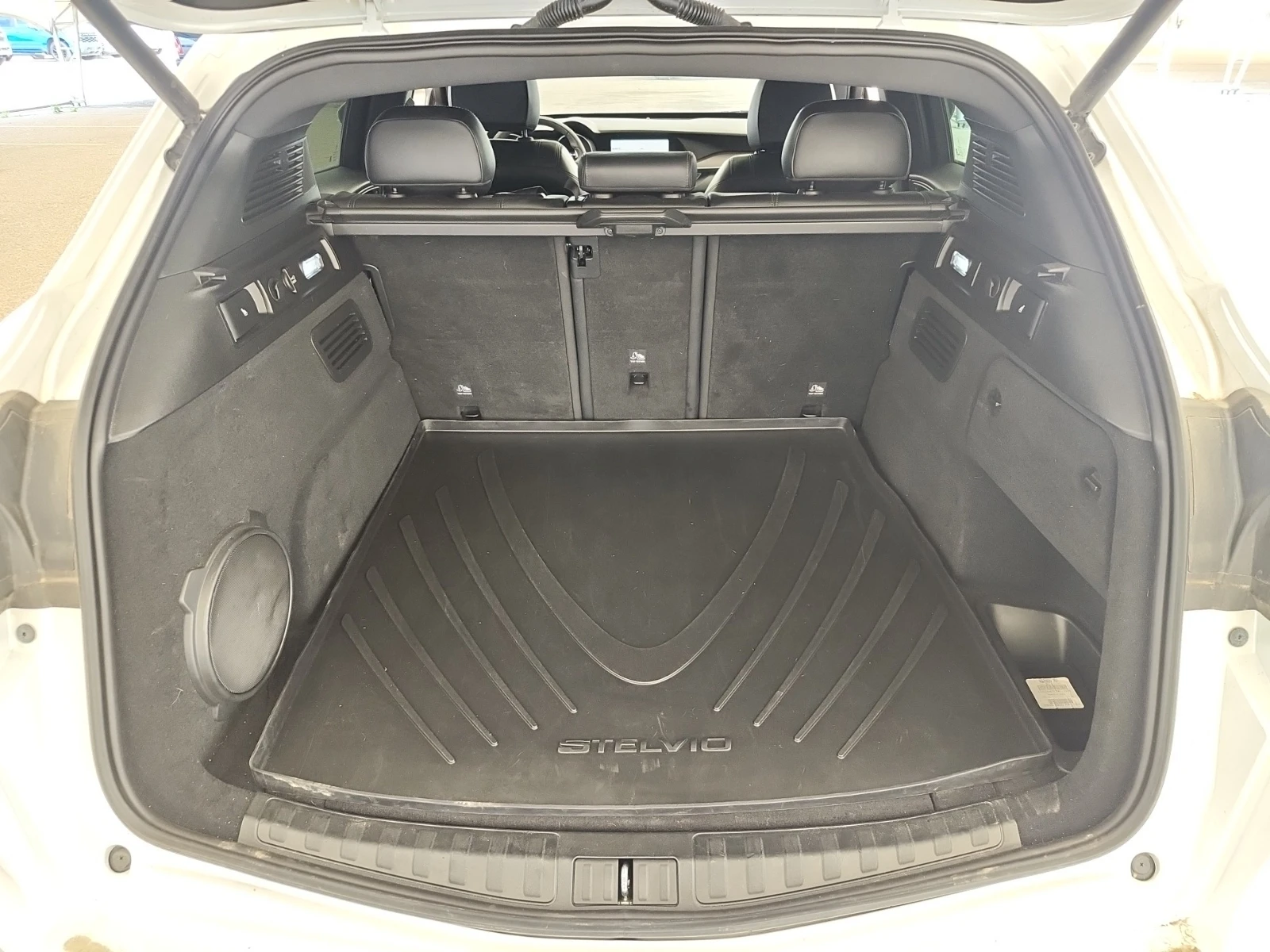 Alfa Romeo Stelvio, снимка 14 - Автомобили и джипове - 55151951