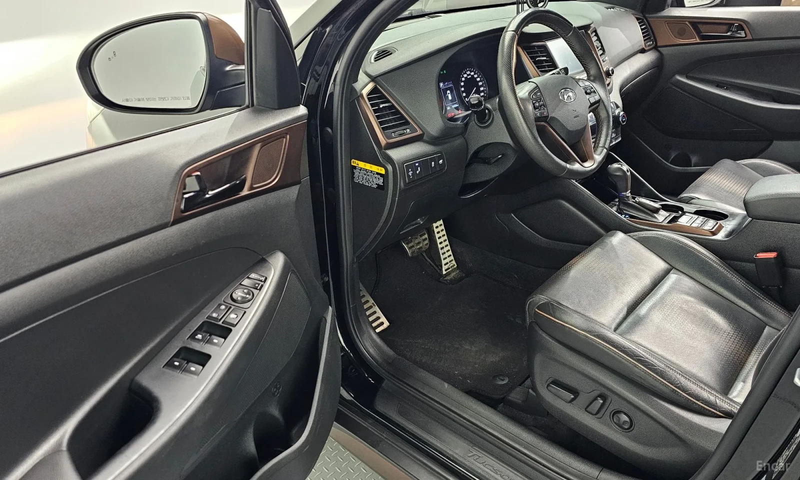Hyundai Tucson, снимка 10 - Автомобили и джипове - 55193347