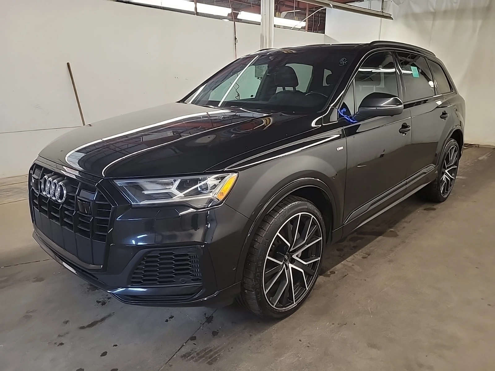 Audi Q7 Progressive* ОБДУХВАНЕ * ПАНОРАМА * 