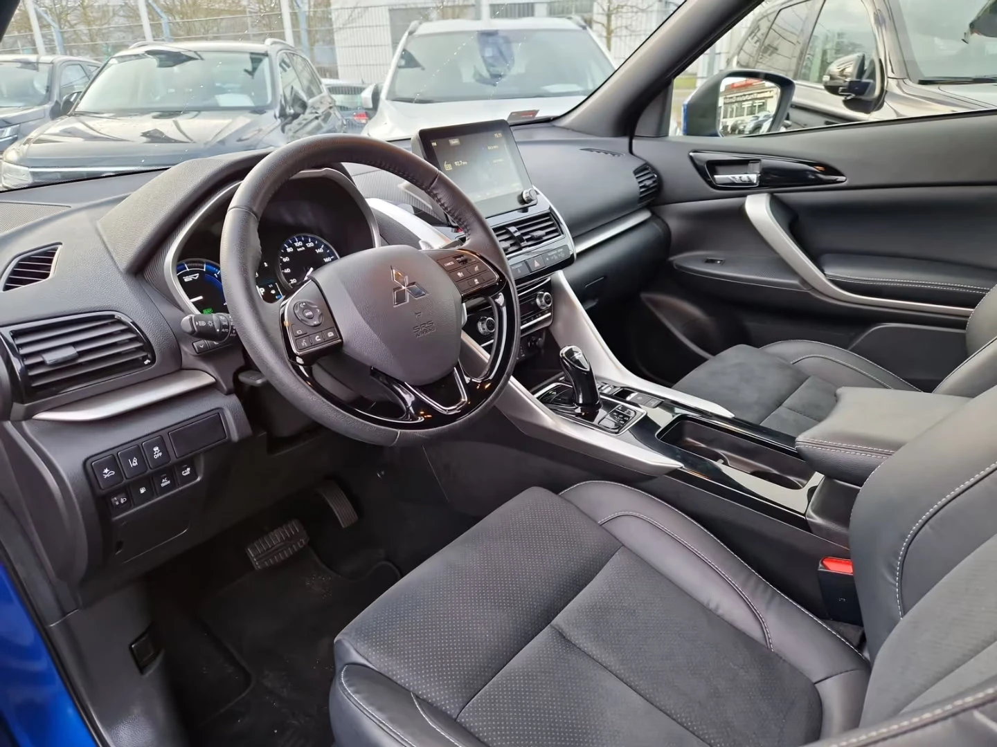 Mitsubishi Eclipse Cross PHEV/188HP/SELECT+ /4X4/360/ACC/LED/NAVI/830z, снимка 10 - Автомобили и джипове - 55753105