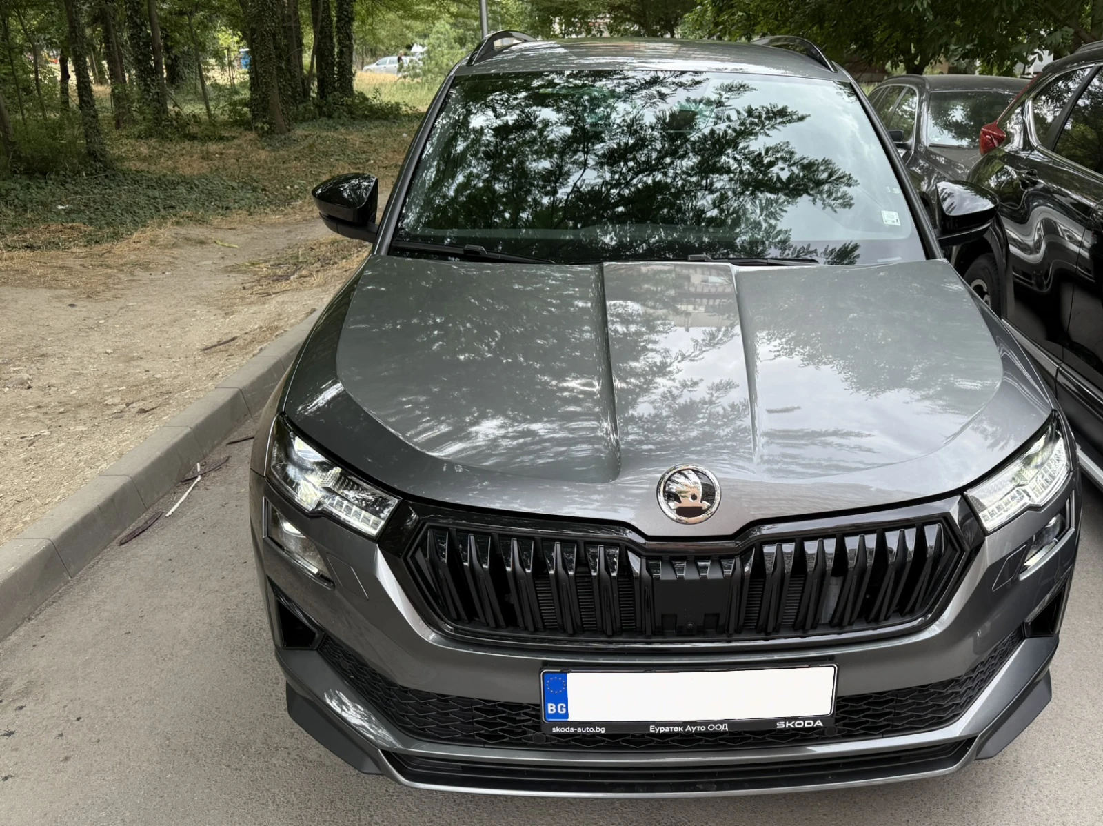 Skoda Karoq Sportline 130, снимка 2 - Автомобили и джипове - 56085608