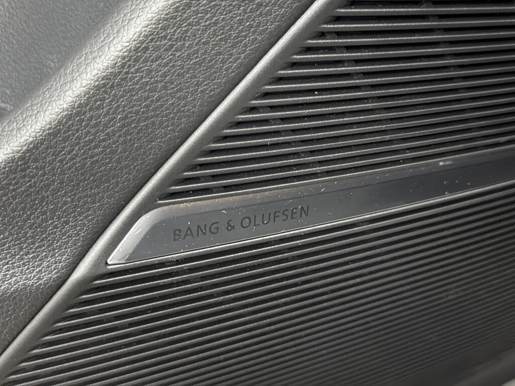 Audi SQ8 COMPETITON AWD * КРАЙНА ЦЕНА* , снимка 15 - Автомобили и джипове - 56654300