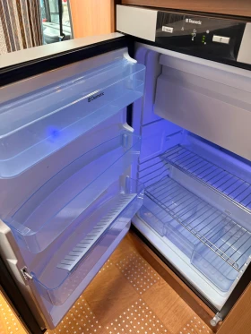 Кемпер Carado CaraLine T337, снимка 14