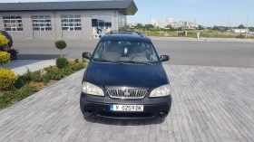 Kia Carens, снимка 9