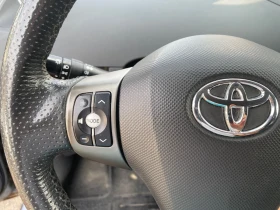 Toyota Yaris 1.3 VVti, снимка 6